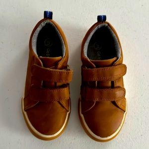 Cat and Jack boys shoes size 9